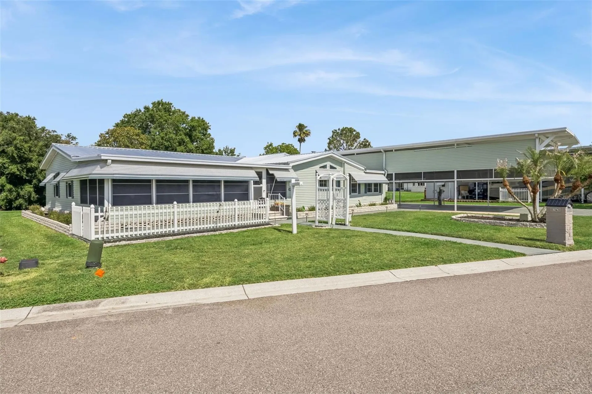 5274 Island View Circle N Polk City FL 33868