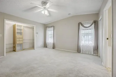 5274 Island View Circle N Polk City FL 33868