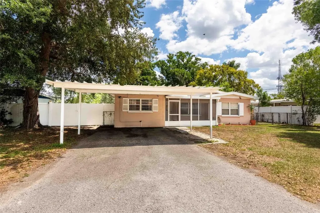 7003 N Howard Avenue Tampa FL 33604