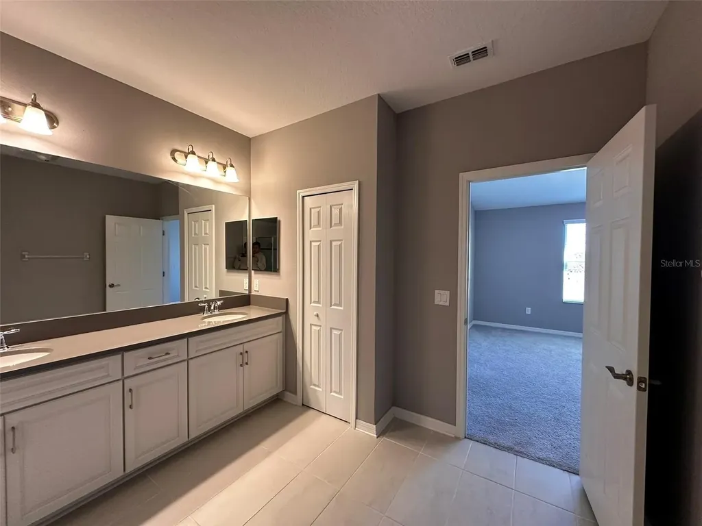 29850 Southwell Lane Wesley Chapel FL 33543