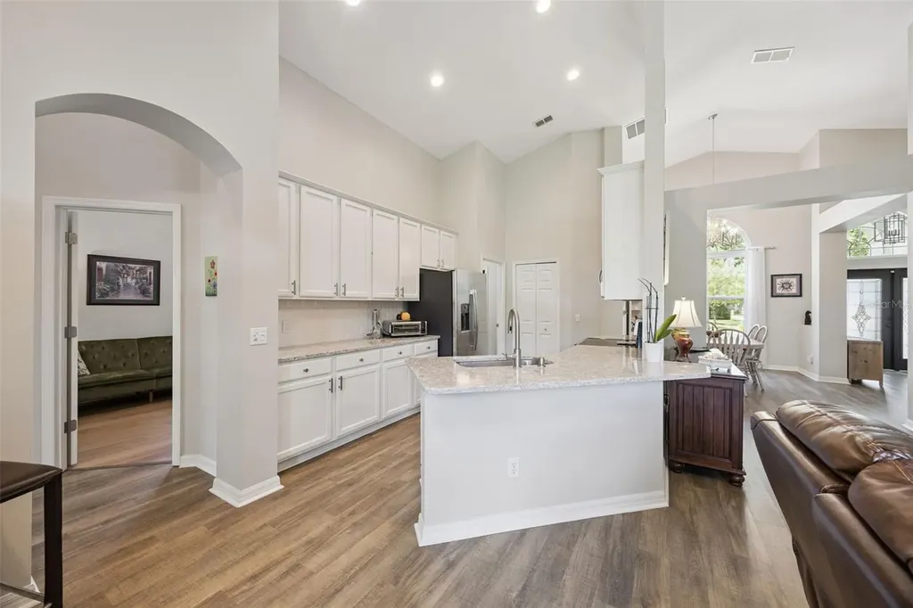 1052 Kersfield Circle Lake Mary FL 32746