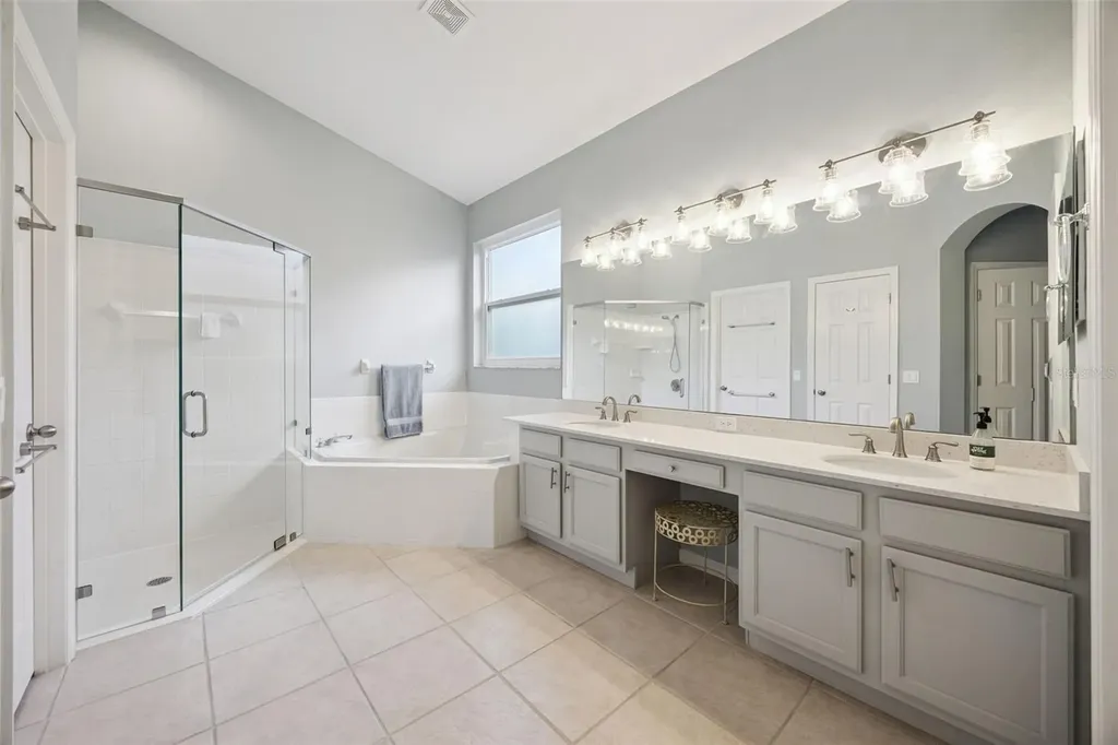 1052 Kersfield Circle Lake Mary FL 32746