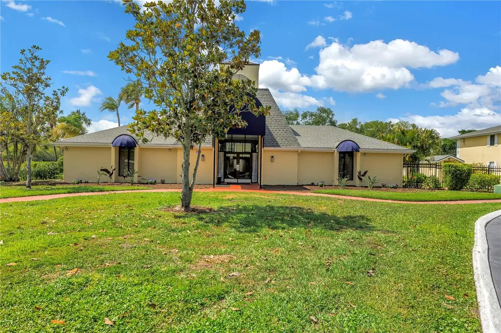3001 58th Avenue S St Petersburg FL 33712