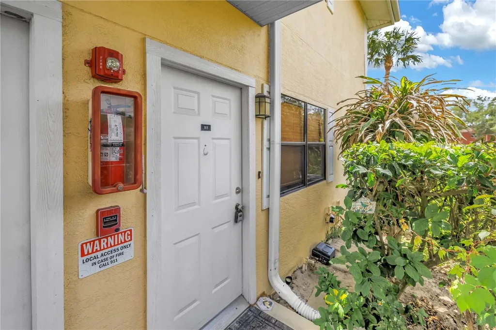 3001 58th Avenue S St Petersburg FL 33712