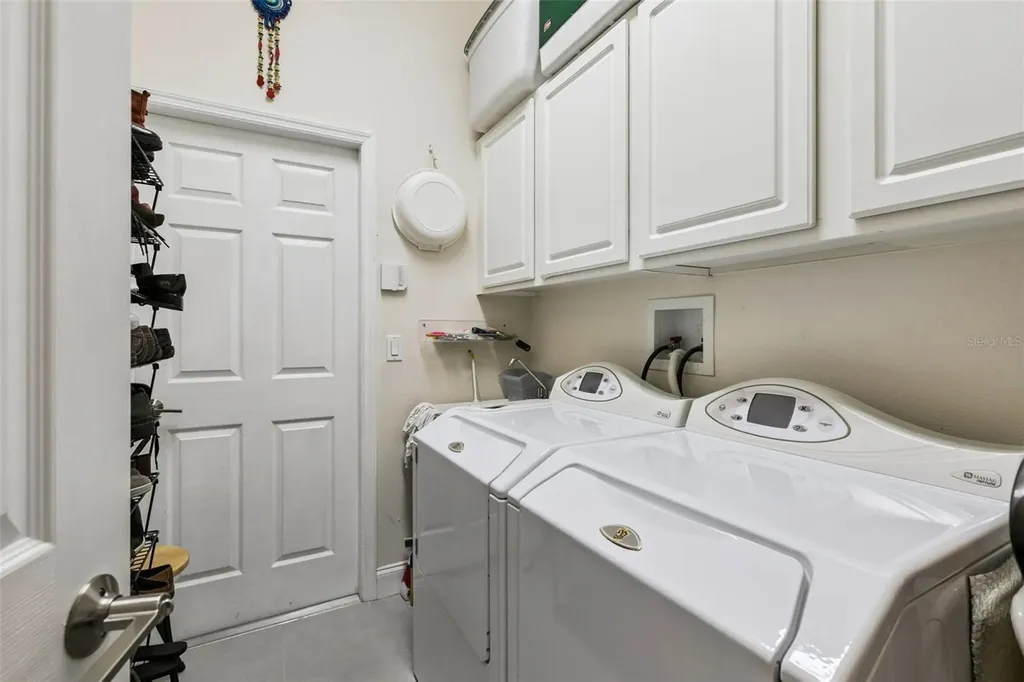 1652 Cherry Ridge Drive Lake Mary FL 32746