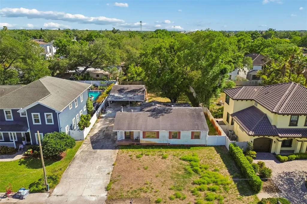 3610 W Vasconia Street Tampa FL 33629