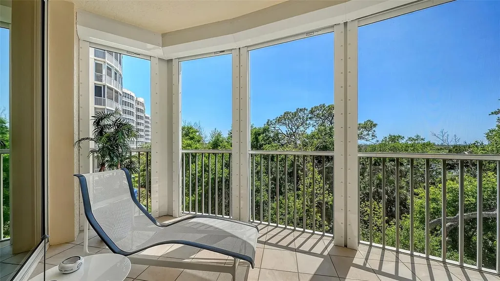 409 North Point Road Osprey FL 34229