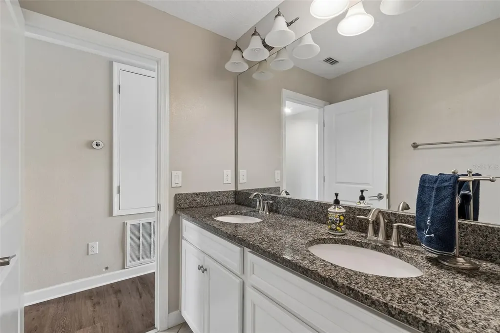 32237 Watoga Loop Wesley Chapel FL 33543