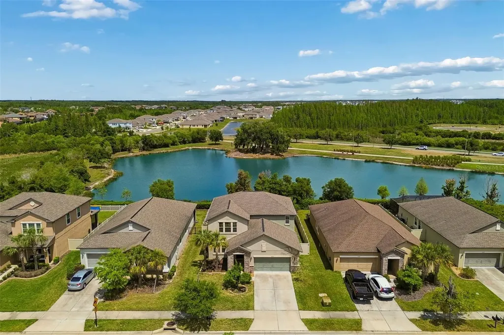 32237 Watoga Loop Wesley Chapel FL 33543