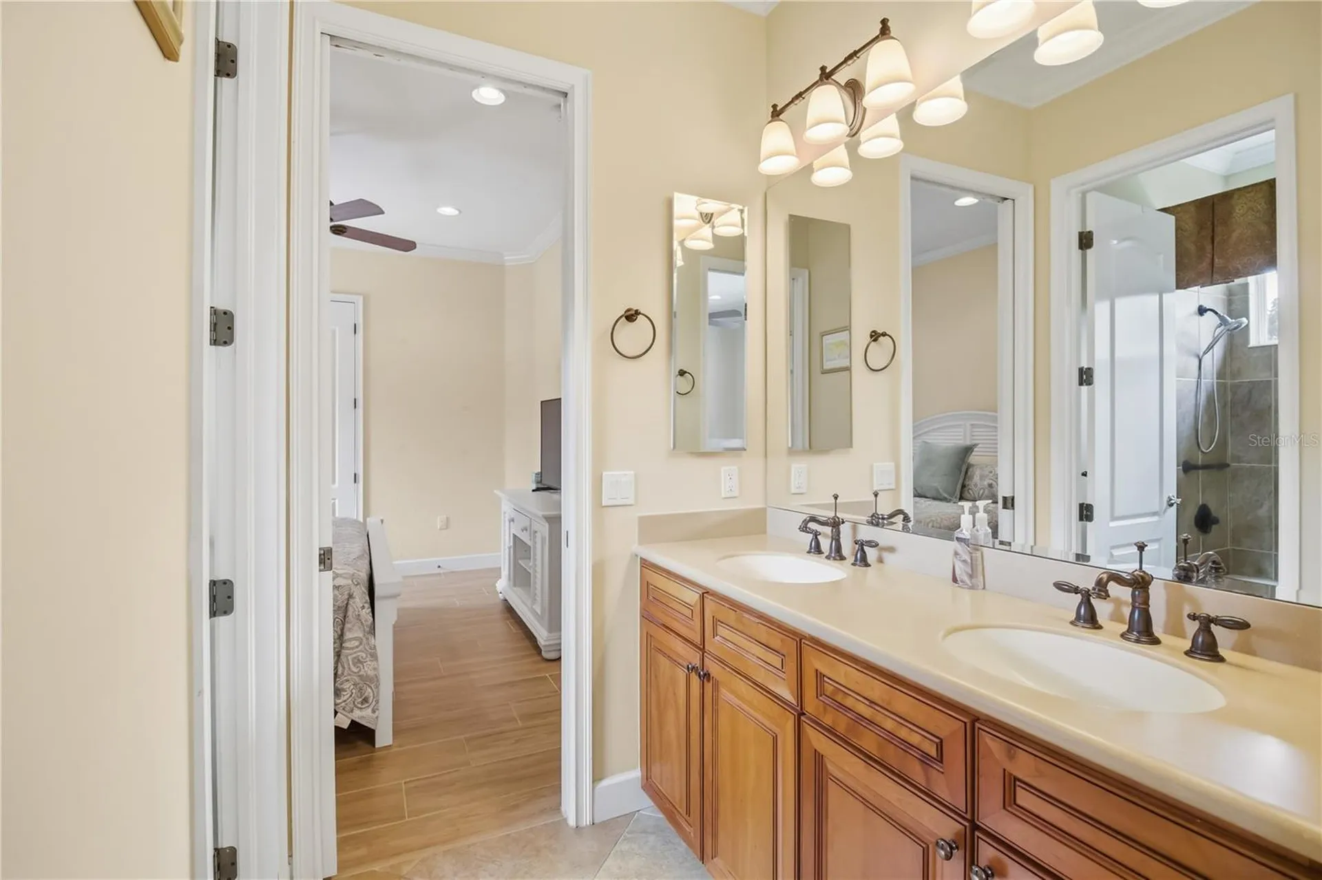 10212 Discovery Terrace Bradenton FL 34212