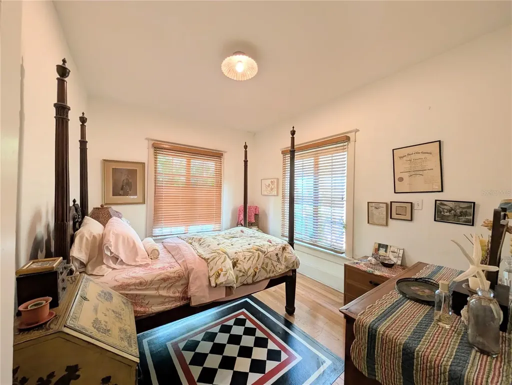 1701 Siesta Drive Sarasota FL 34239