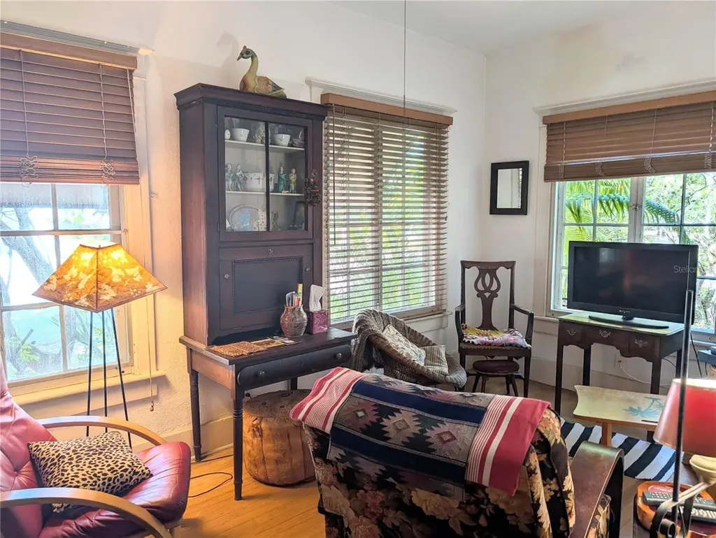 1701 Siesta Drive Sarasota FL 34239