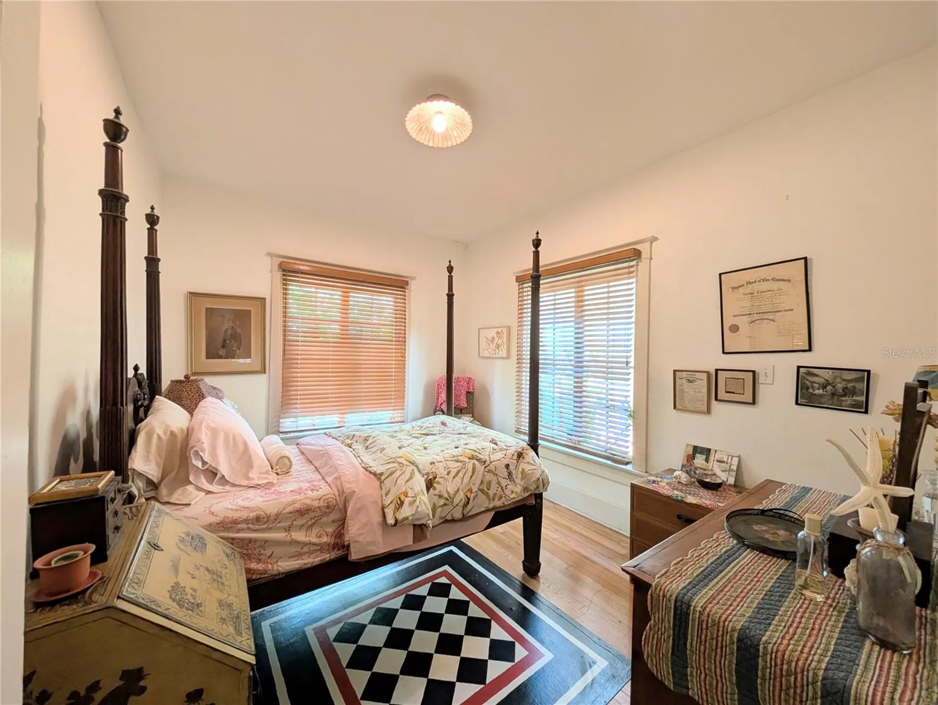 1701 Siesta Drive Sarasota FL 34239