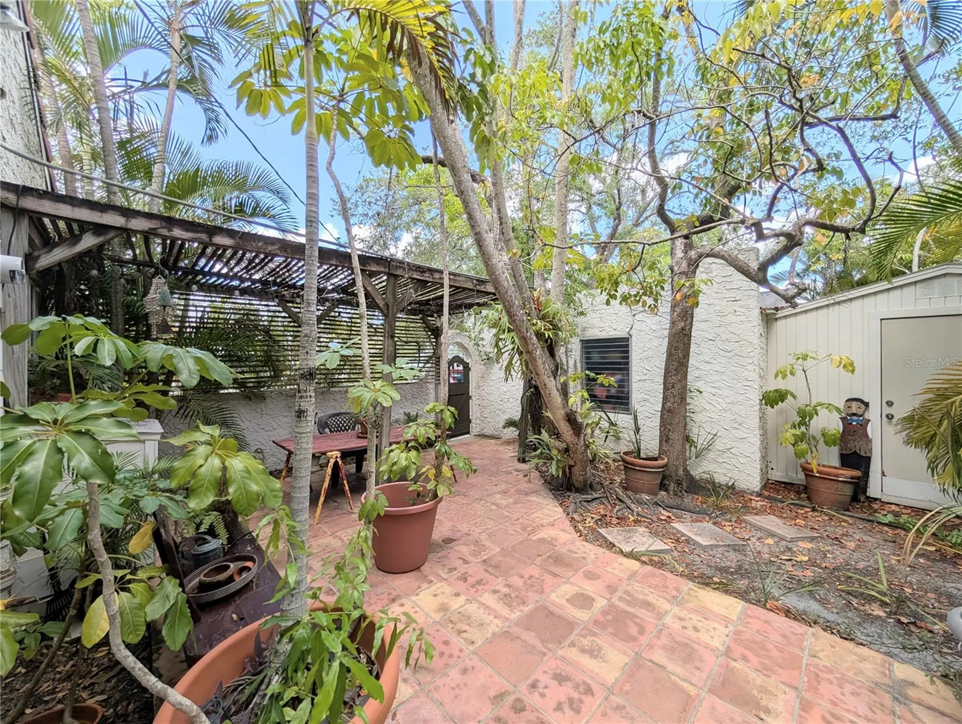1701 Siesta Drive Sarasota FL 34239