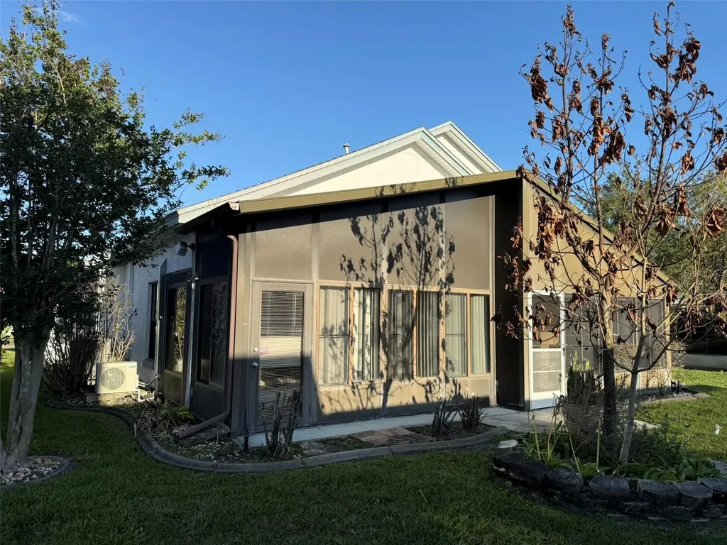 5722 Parkview Lake Drive Orlando FL 32821