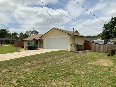 200 Bryan Street Eustis FL 32726