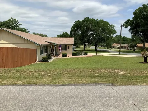 200 Bryan Street Eustis FL 32726