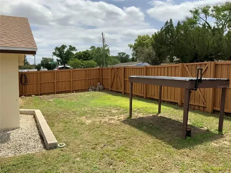 200 Bryan Street Eustis FL 32726