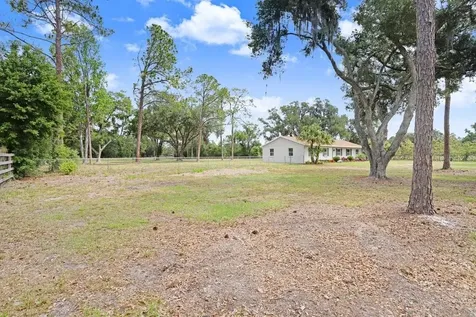6204 W Knights Griffin Road Plant City FL 33565