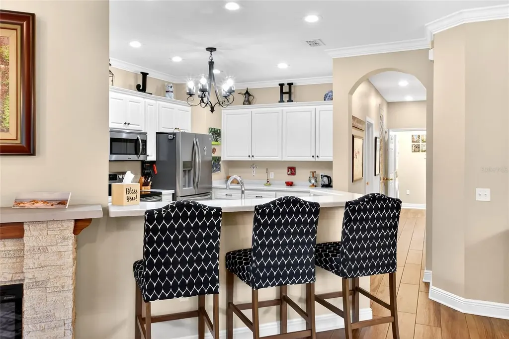 606 Grasslands Village Circle Lakeland FL 33803