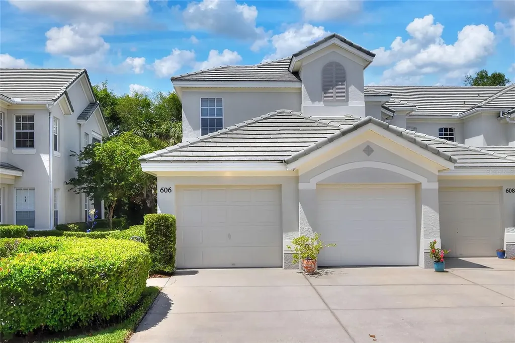 606 Grasslands Village Circle Lakeland FL 33803