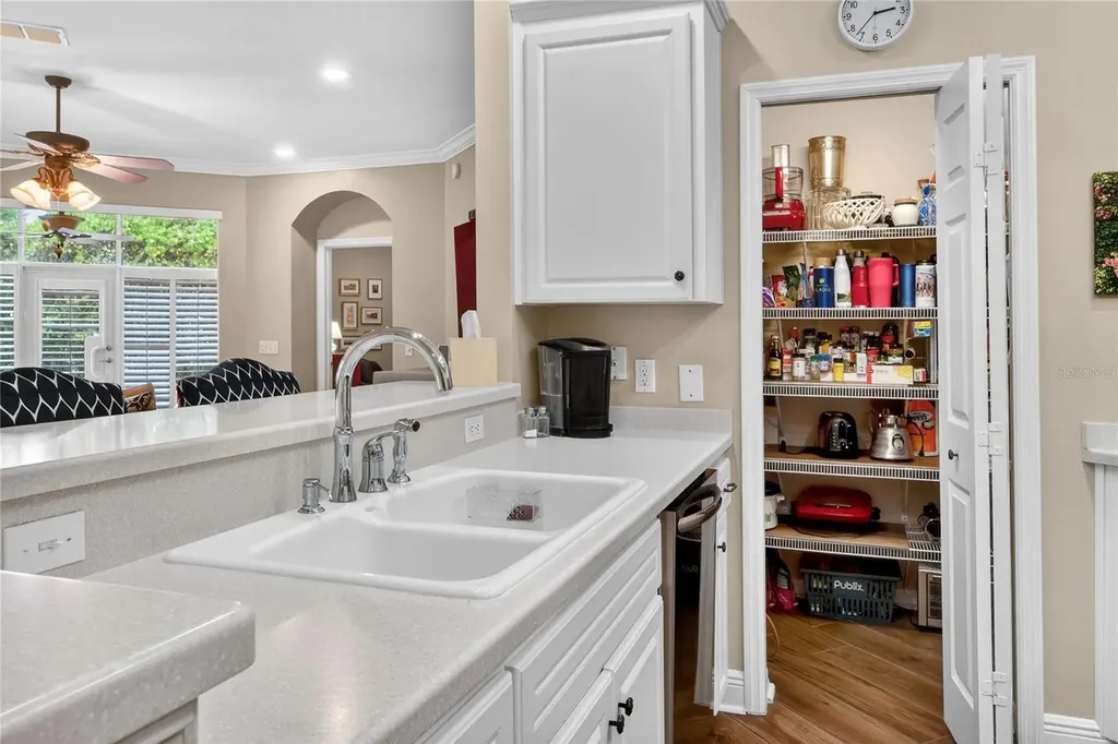 606 Grasslands Village Circle Lakeland FL 33803