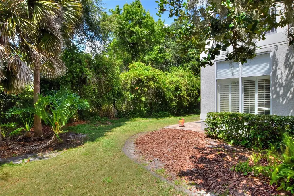 606 Grasslands Village Circle Lakeland FL 33803