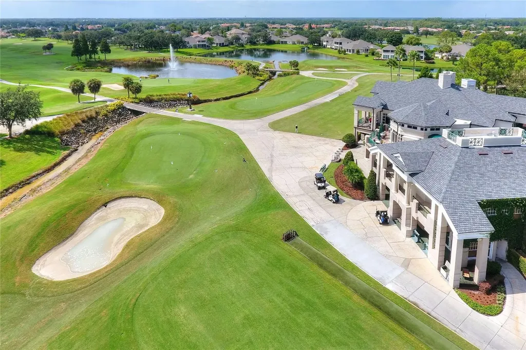 606 Grasslands Village Circle Lakeland FL 33803