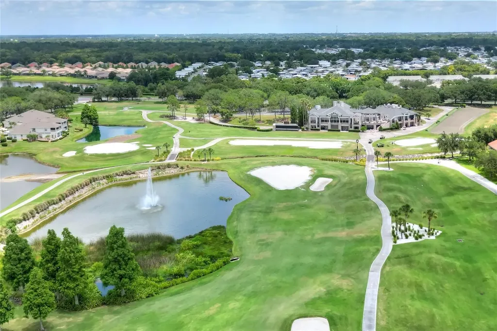 606 Grasslands Village Circle Lakeland FL 33803