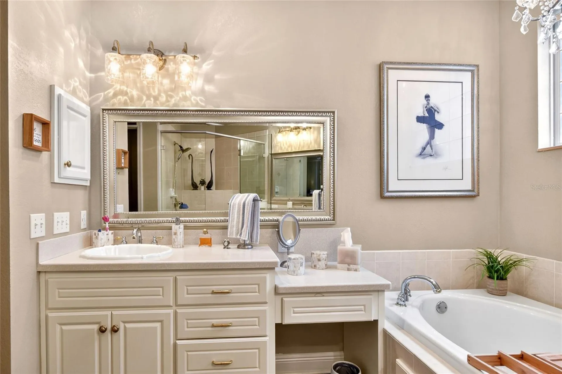 606 Grasslands Village Circle Lakeland FL 33803