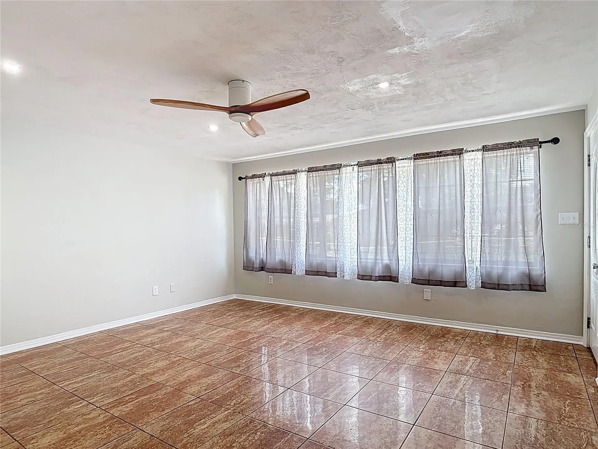 1449 Continental Drive Daytona Beach FL 32117