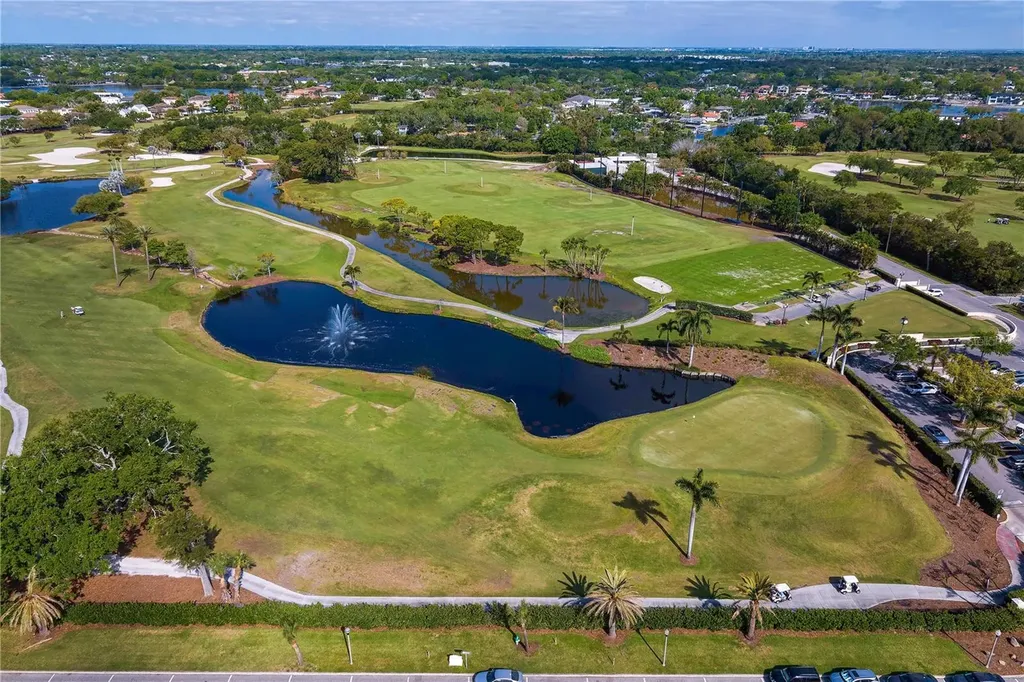 110 Palmera Boulevard NE St Petersburg FL 33704