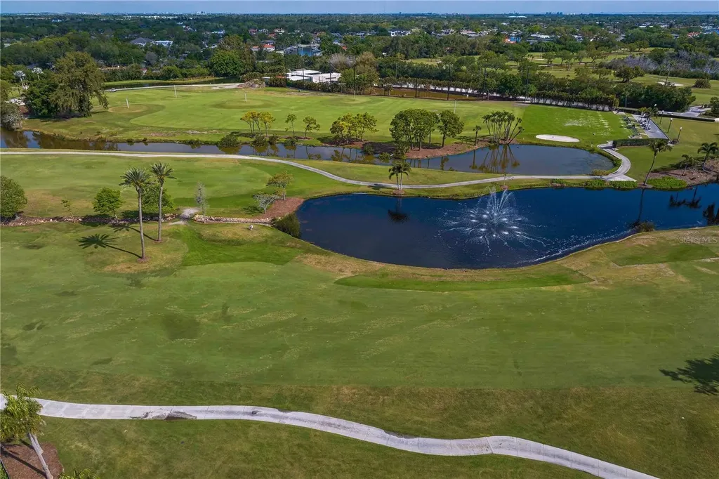 110 Palmera Boulevard NE St Petersburg FL 33704