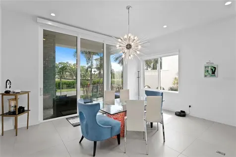 110 Palmera Boulevard NE St Petersburg FL 33704