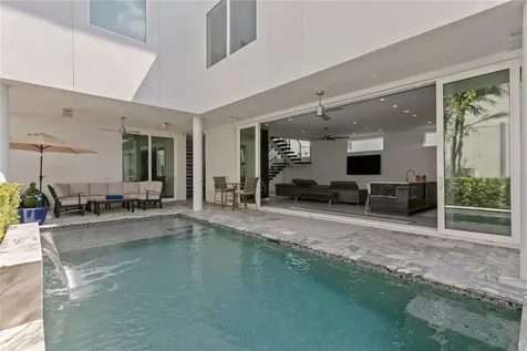 110 Palmera Boulevard NE St Petersburg FL 33704