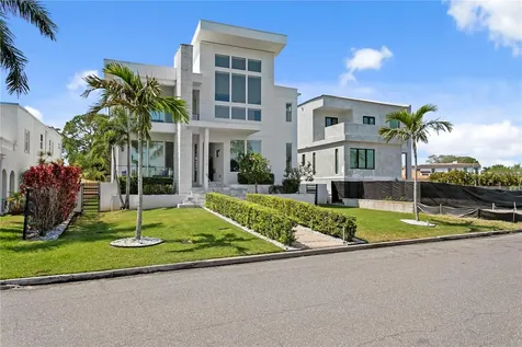 110 Palmera Boulevard NE St Petersburg FL 33704