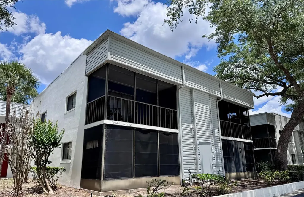 2565 Oak Park Way Orlando FL 32822