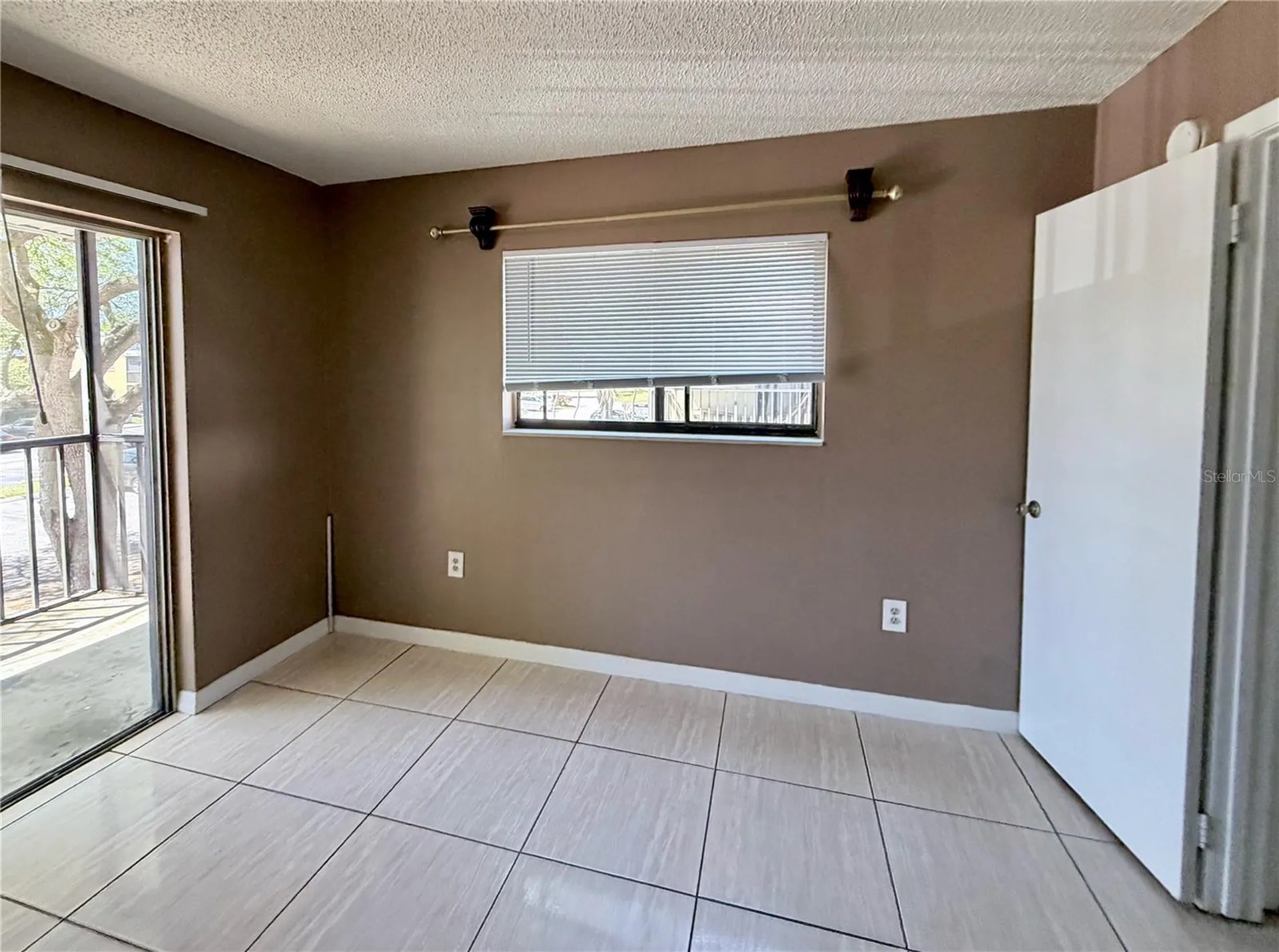2565 Oak Park Way Orlando FL 32822
