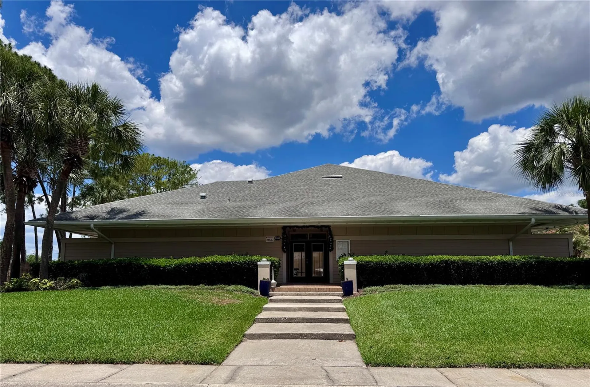 2565 Oak Park Way Orlando FL 32822