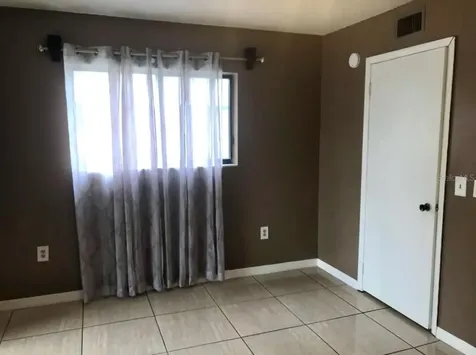2565 Oak Park Way Orlando FL 32822