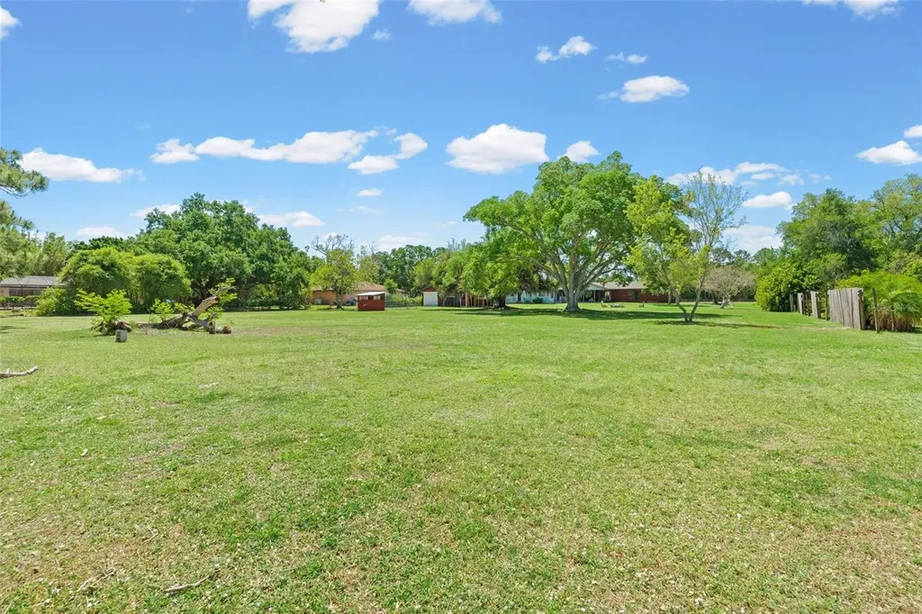7605 Richardson Road Sarasota FL 34240