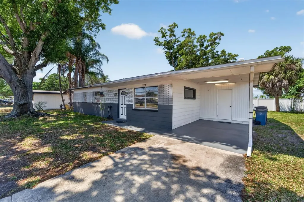 314 Country Club Drive Oldsmar FL 34677