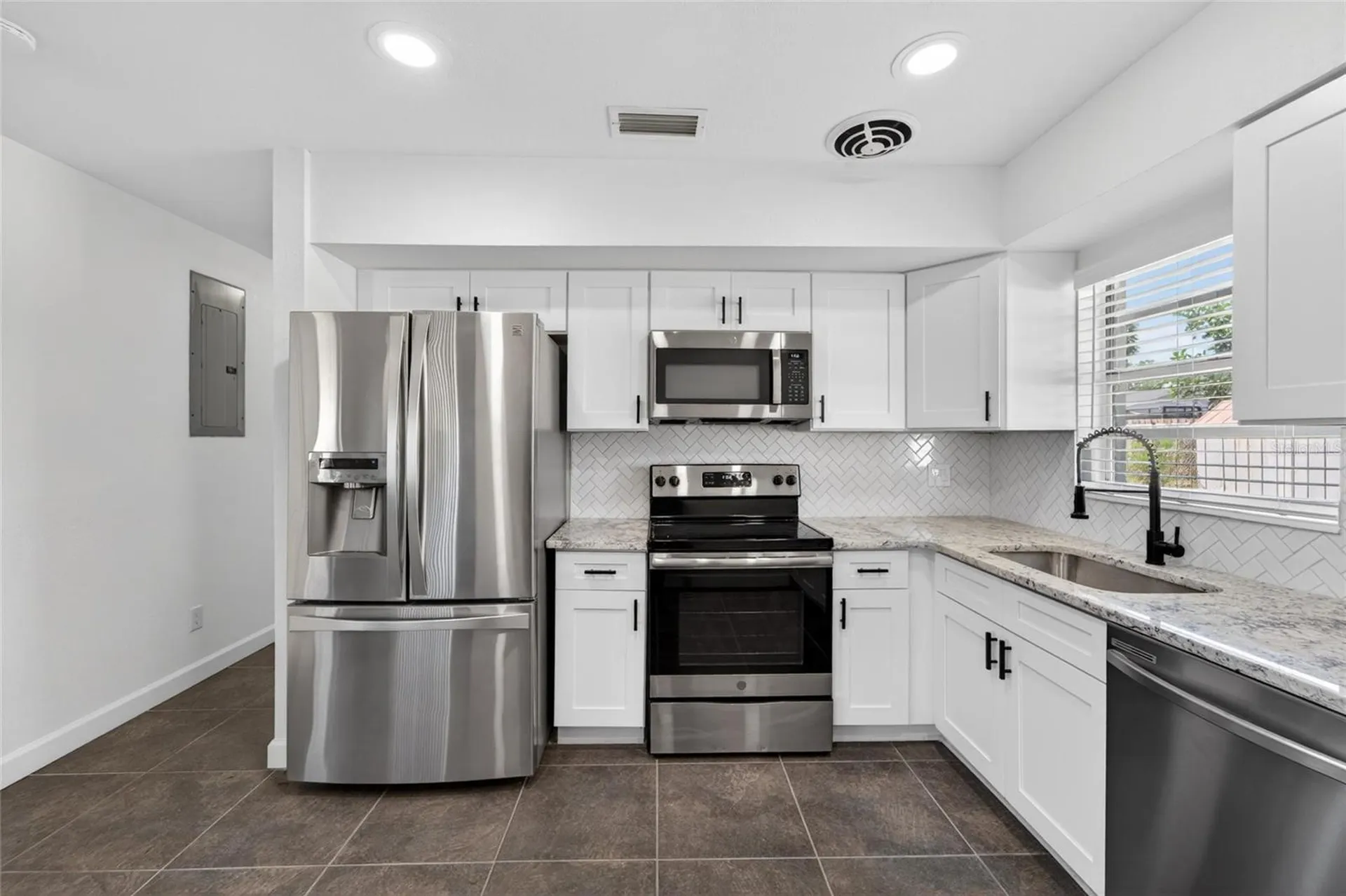 314 Country Club Drive Oldsmar FL 34677
