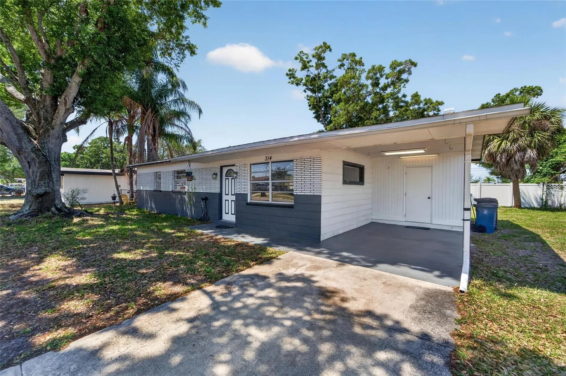 314 Country Club Drive Oldsmar FL 34677