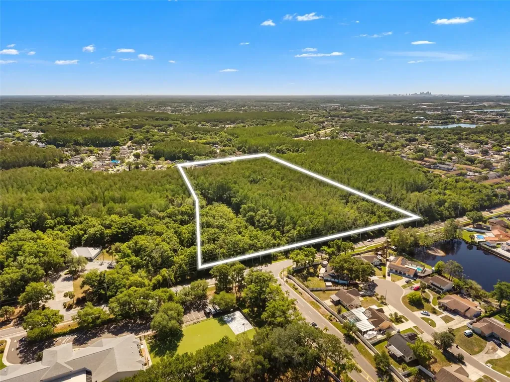 12591 Henderson Road Tampa FL 33619