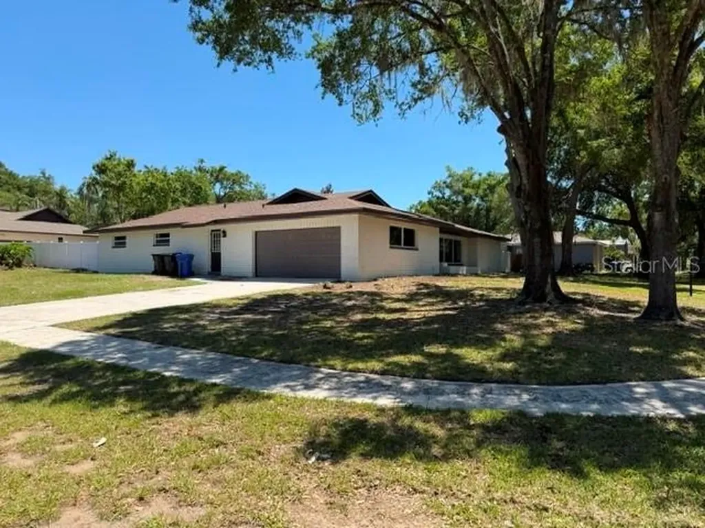 2501 Brucken Road Brandon FL 33511
