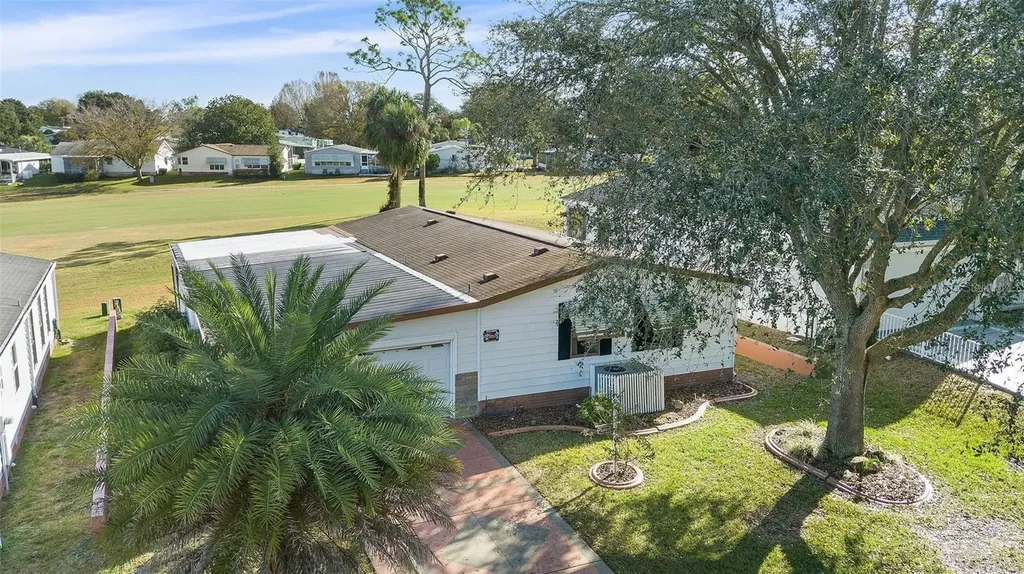 1609 Magnolia Avenue The Villages FL 32159