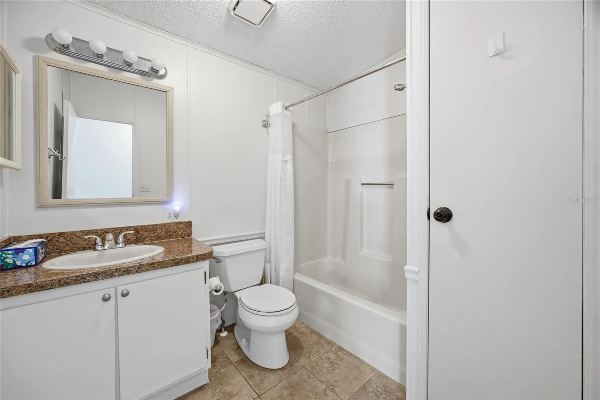 1609 Magnolia Avenue The Villages FL 32159