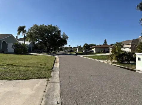 710 Eagle Lane Apollo Beach FL 33572