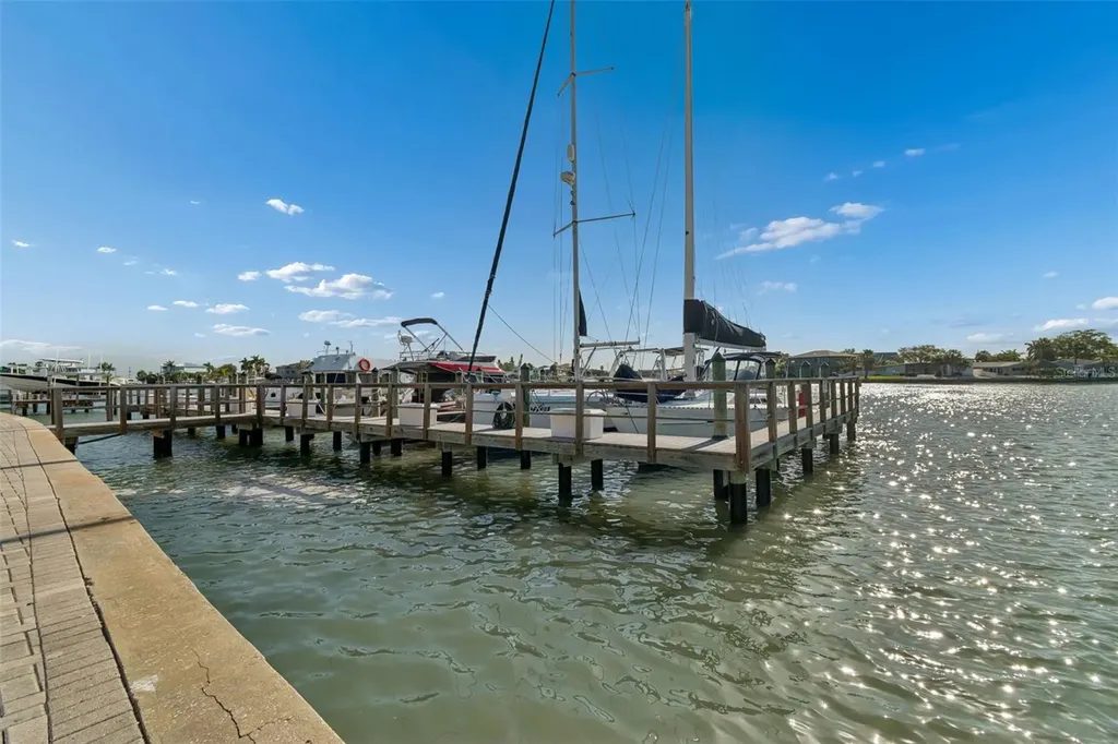 2307 Bay Boulevard Indian Rocks Beach FL 33785